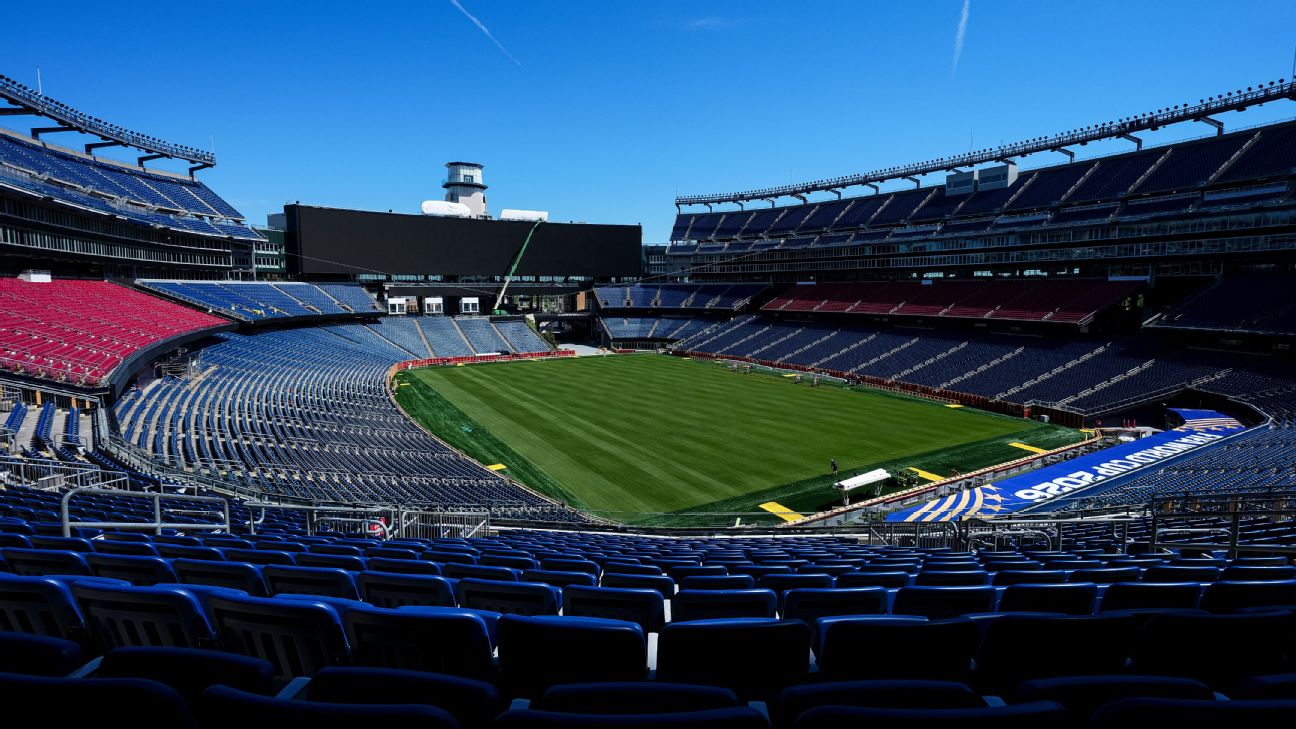 NFL球场如何变身世界杯草皮：11座场馆改造全景